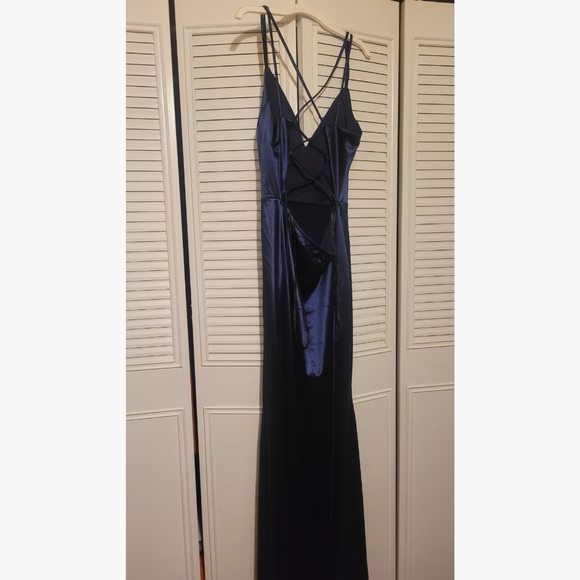 Navy blue lattice prom dress - Picture 3 of 4
